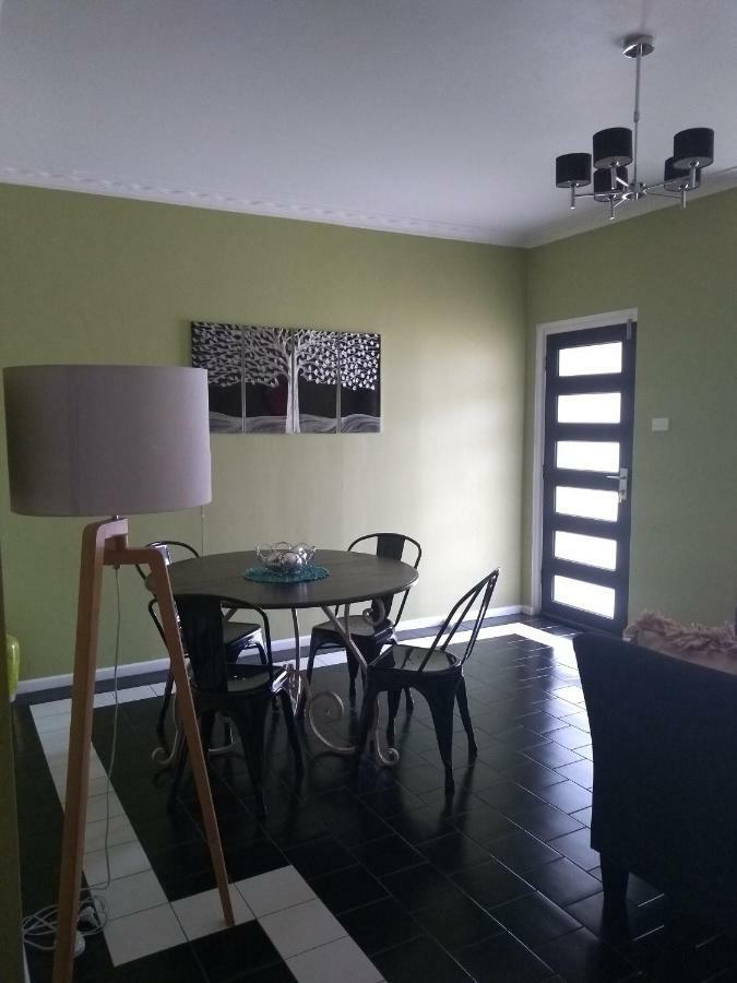 Kindred Studio Apartments Leeton Exteriör bild