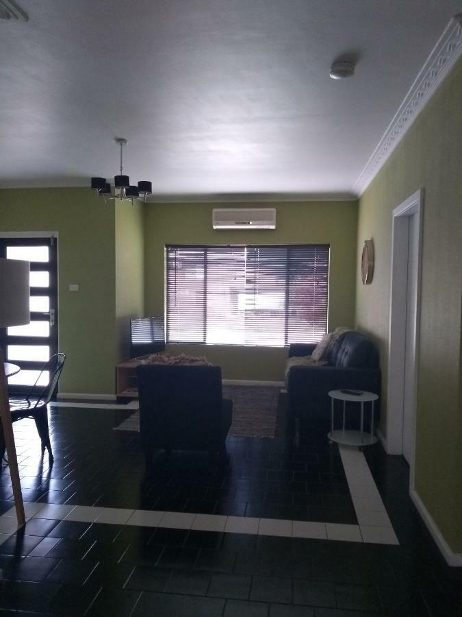 Kindred Studio Apartments Leeton Exteriör bild